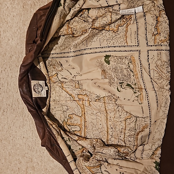 Large leather jacket- vintage - Picture 4 of 5